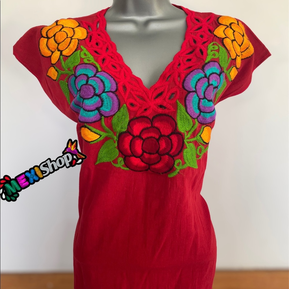 💯 EMBROIDERED MEXICAN CLOTHES AND ACCESSORIES - Picture 6 of 6